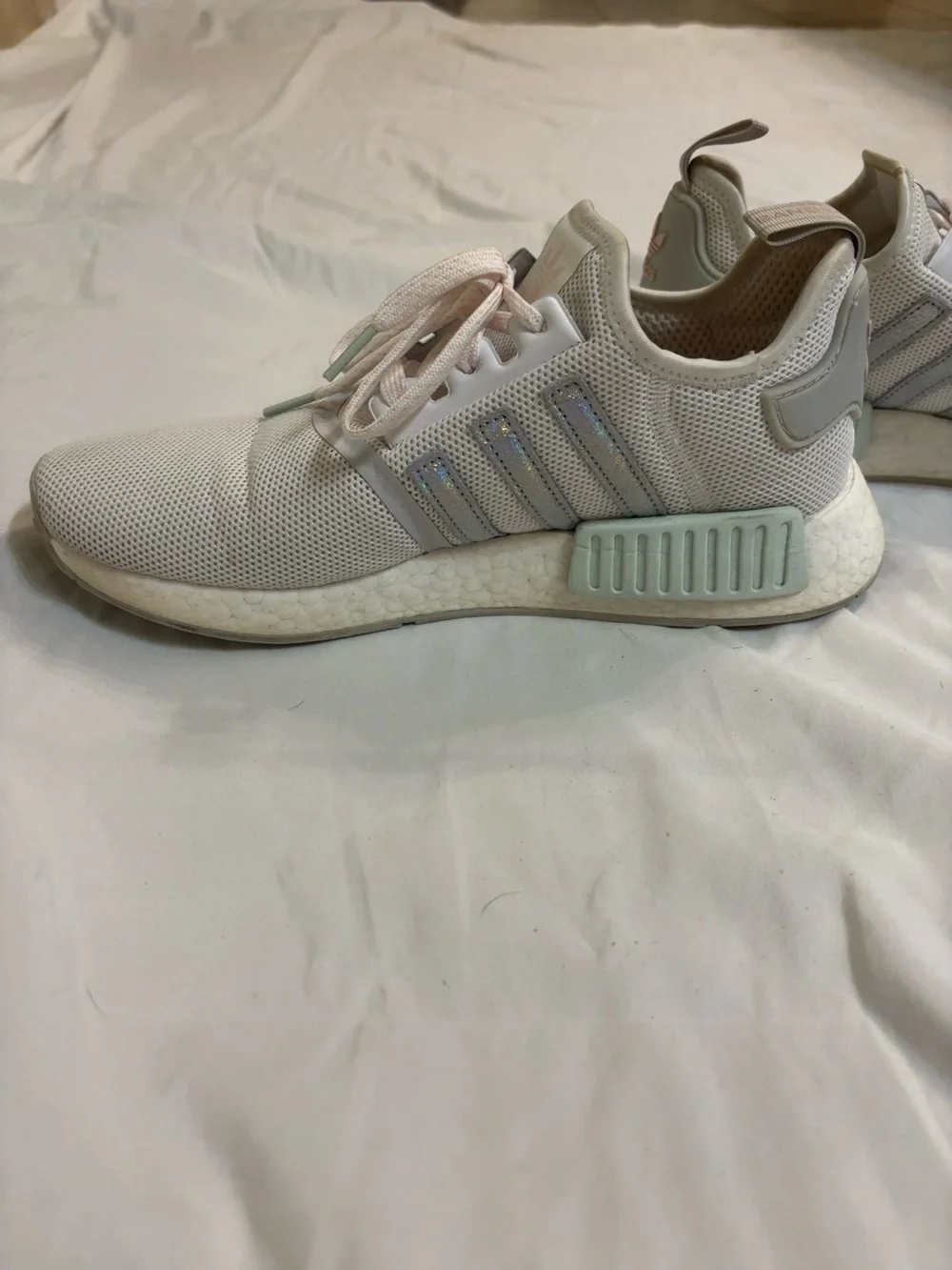 Adidas NMD_R1 “Grunge Pack” EG6869 Cloud White/Ice Mint/Icey Pink Women’s Size 9